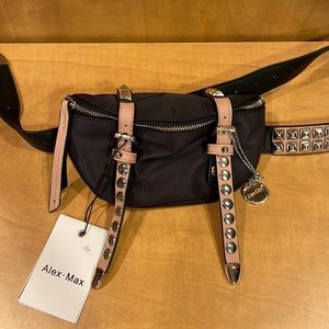 NWT Belt bag